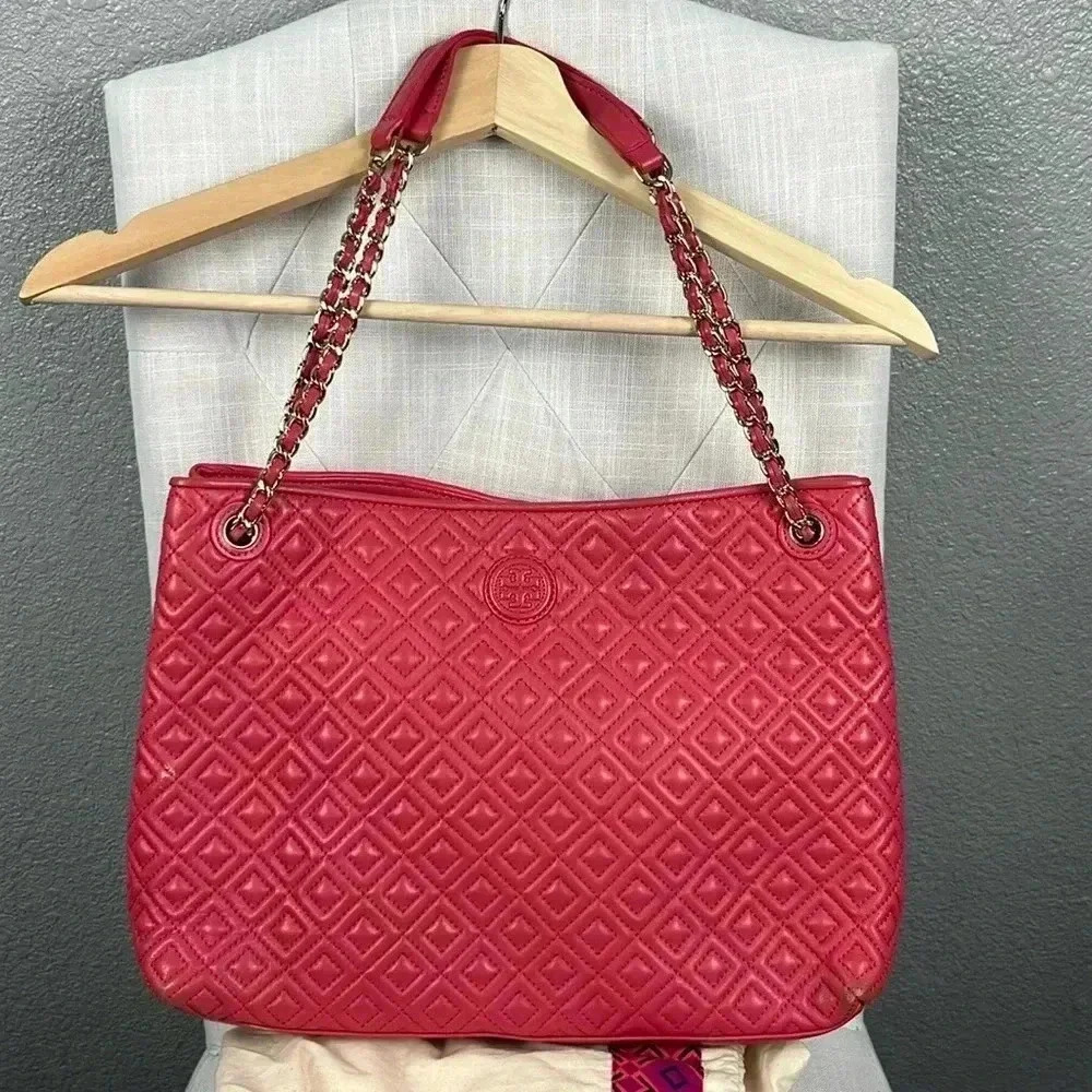 Tory Burch Marion Quilted Chain Slouchy Tote In Peony Bag Purse Chain Coral Pink